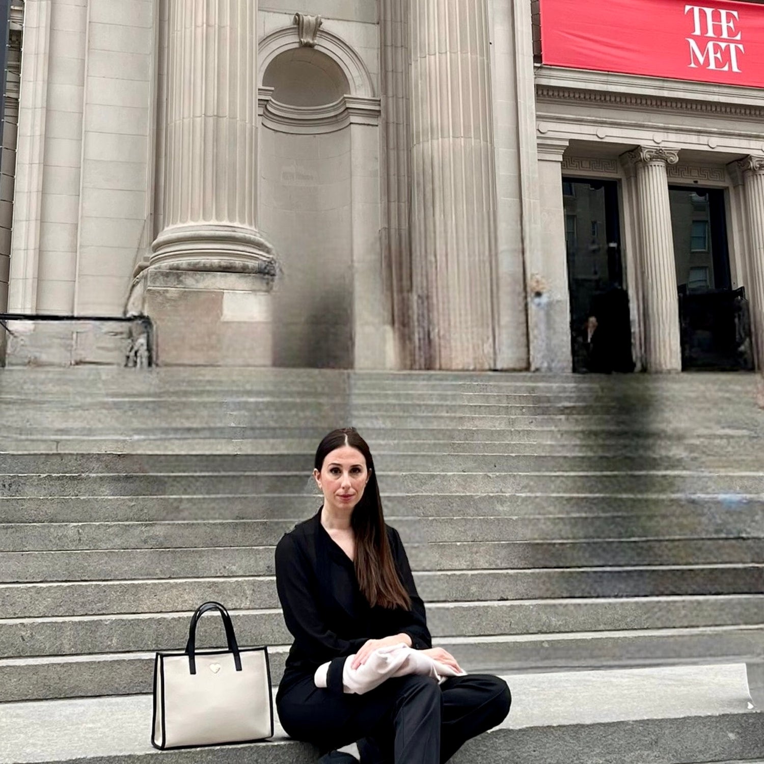 Lady Upper East Side - New York Collection