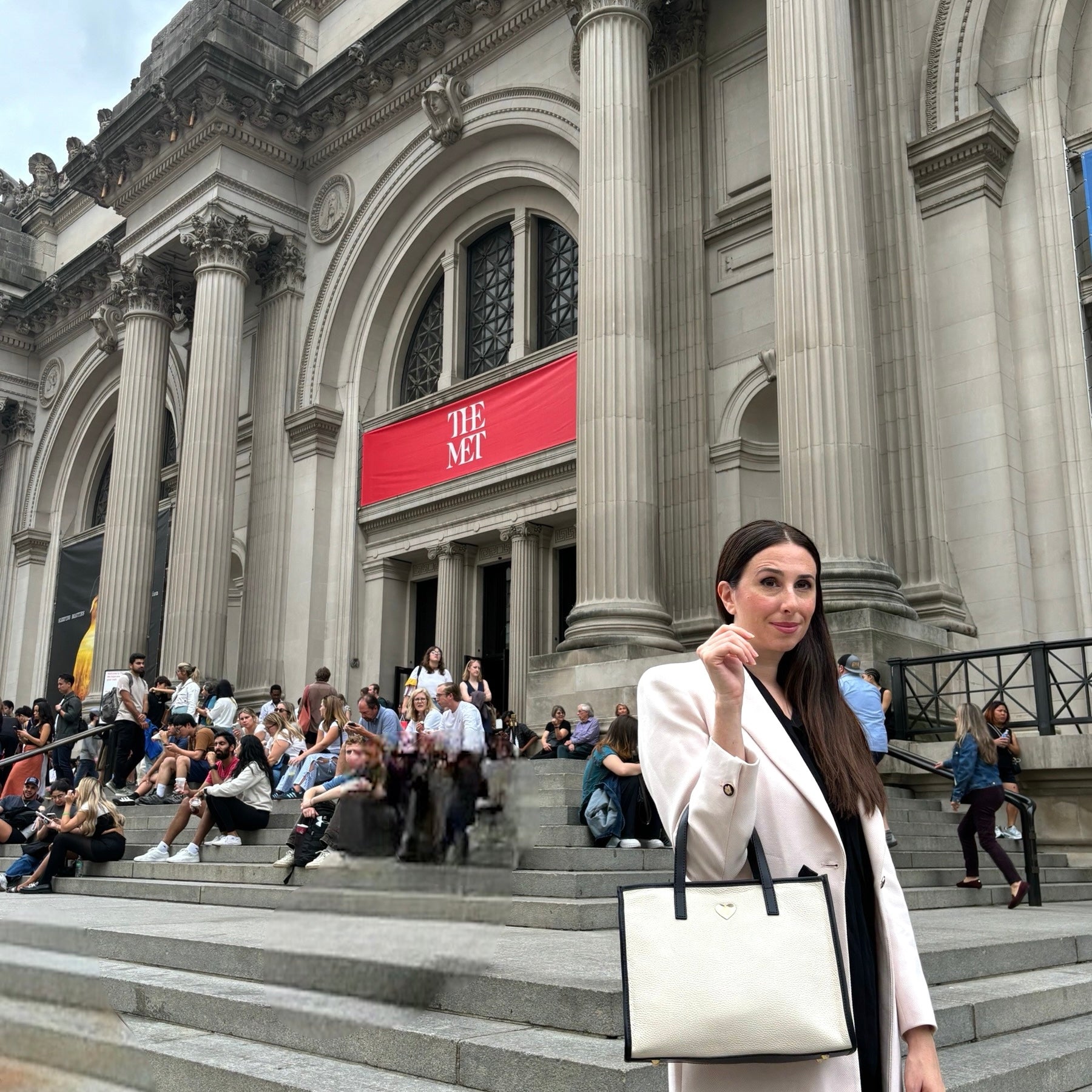 Lady Upper East Side - New York Collection