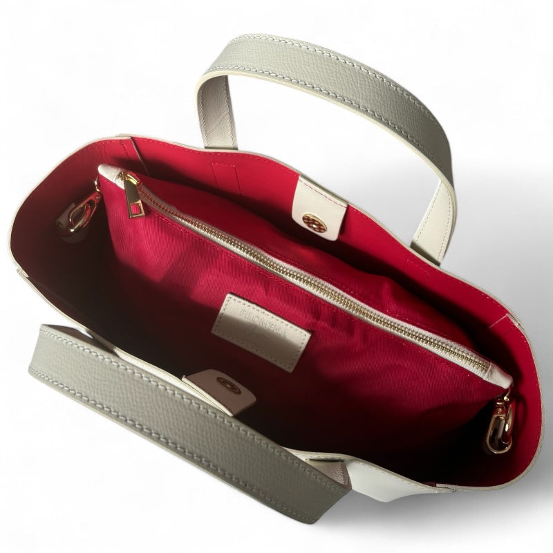 Lady Fifth Avenue - New York Collection