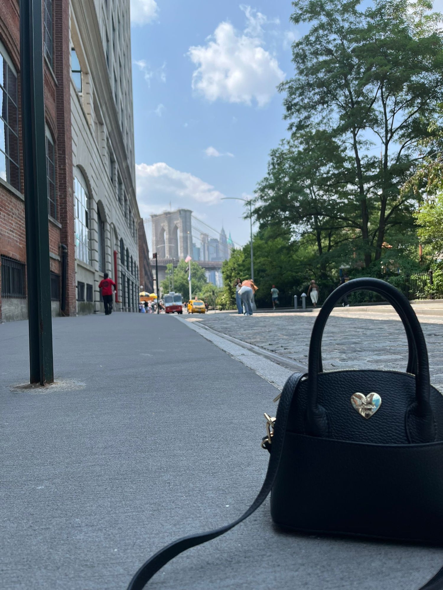 Lady Brooklyn Small - Gift